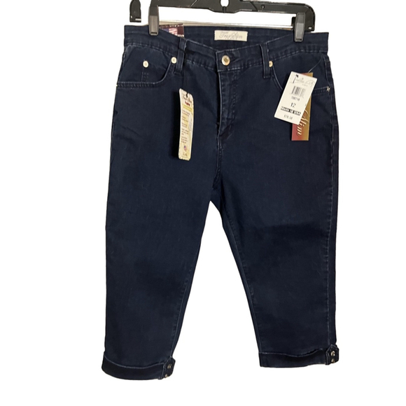 Nwt womens size 12 blue shorts by true slim zipper fly pockets belted waist - Picture 1 of 7